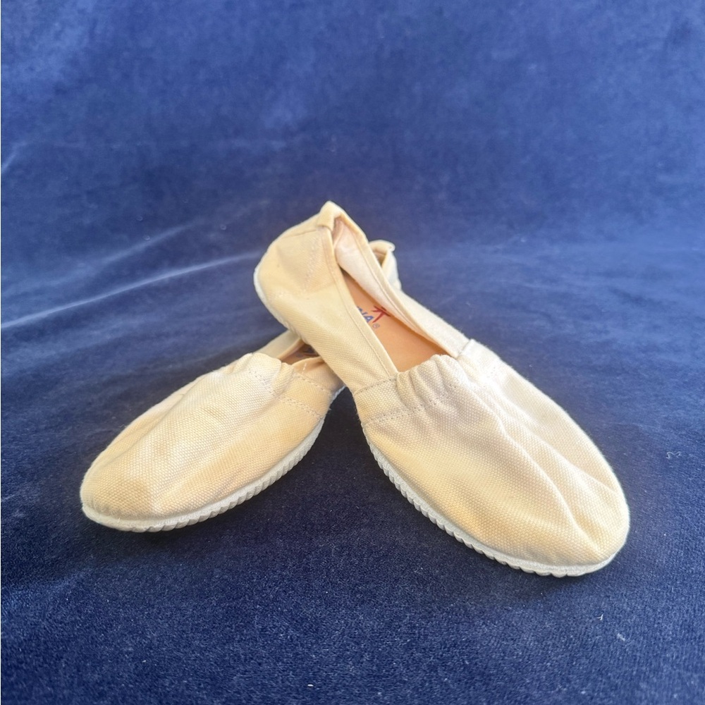 80s Laguna Canvas slip ons